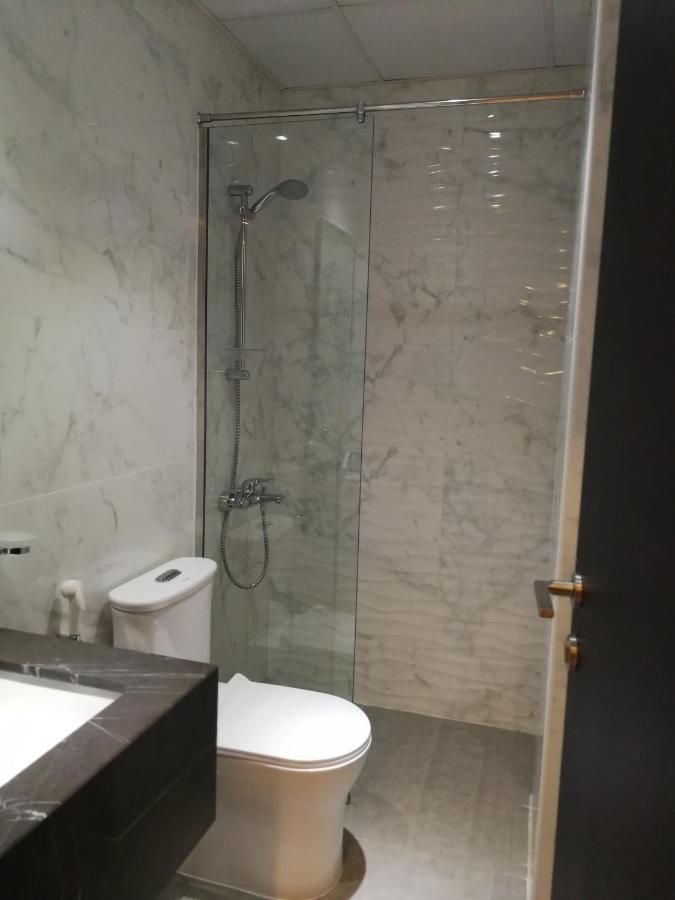 Infinity Juffair Suites Манама Экстерьер фото