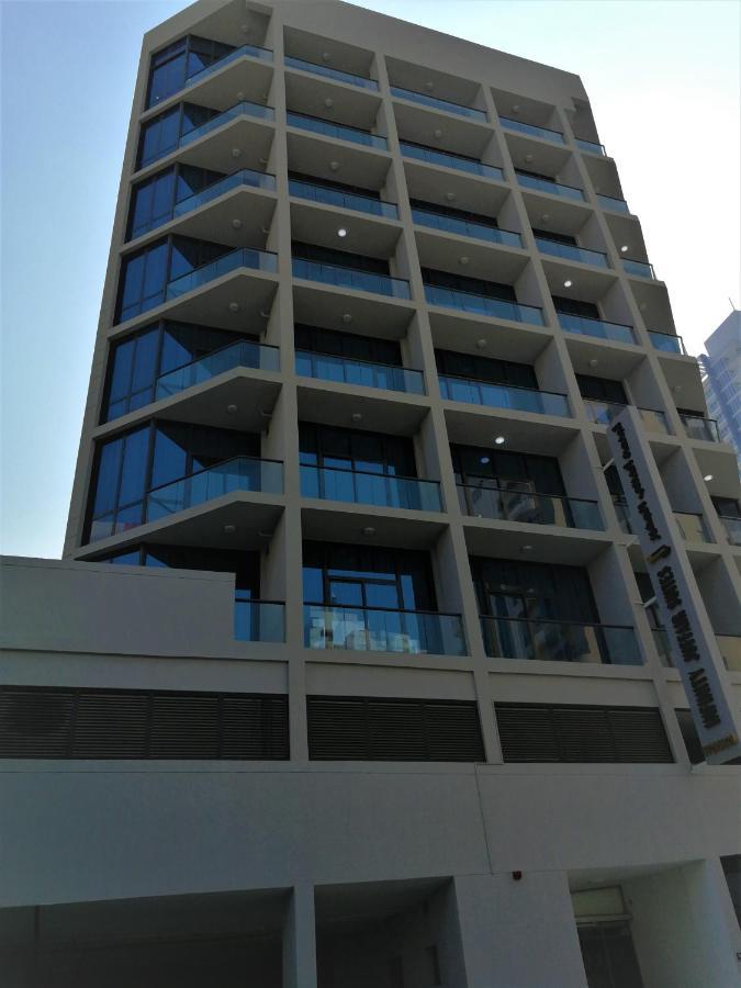 Infinity Juffair Suites Манама Экстерьер фото