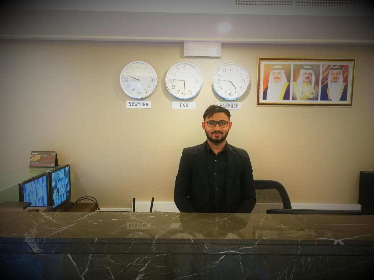 Infinity Juffair Suites Манама Экстерьер фото